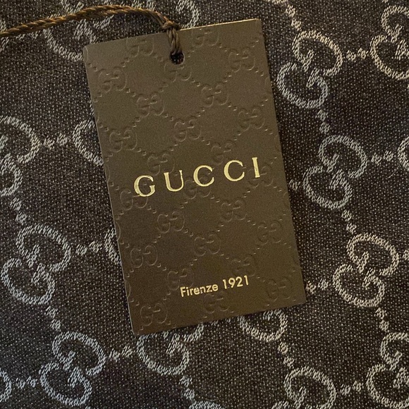 Gucci GG Jacquard Silk Wool Shawl - Picture 9 of 13